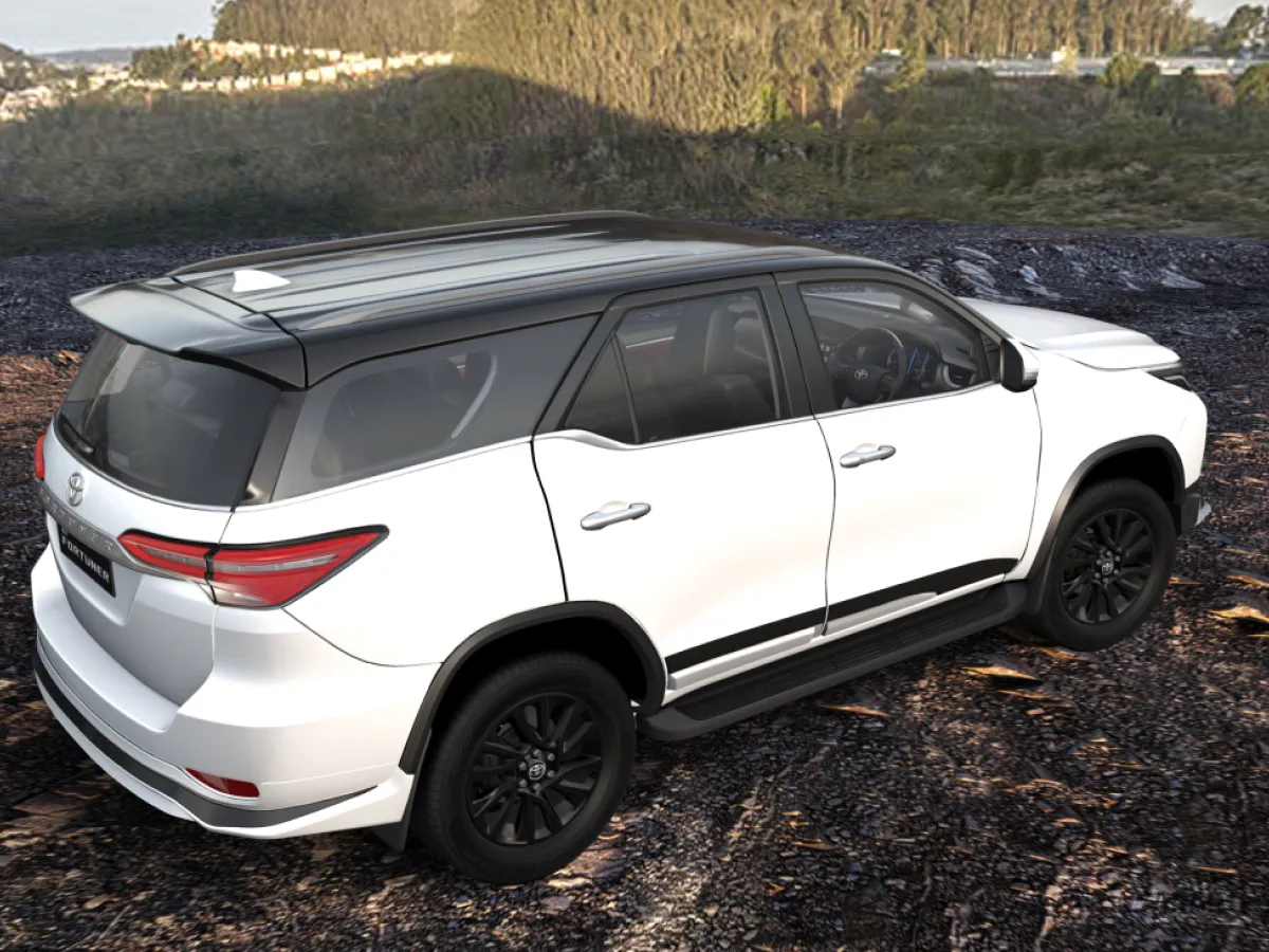 Toyota Fortuner Legender Fortuner Leader edition 4X2 AT